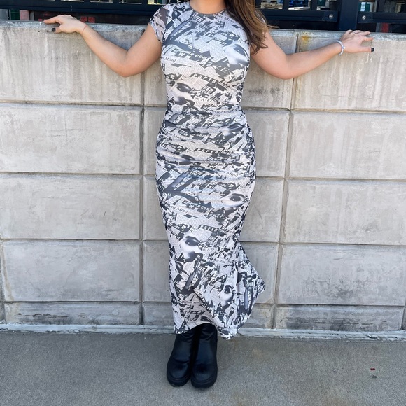 Princess Polly Read About It Ruched Bodycon Maxi Dress - Picture 6 of 10